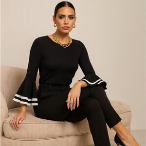CAROLINA HERRERA Bell Sleeve Blouse Black White Trim Sz XS {3D20}
